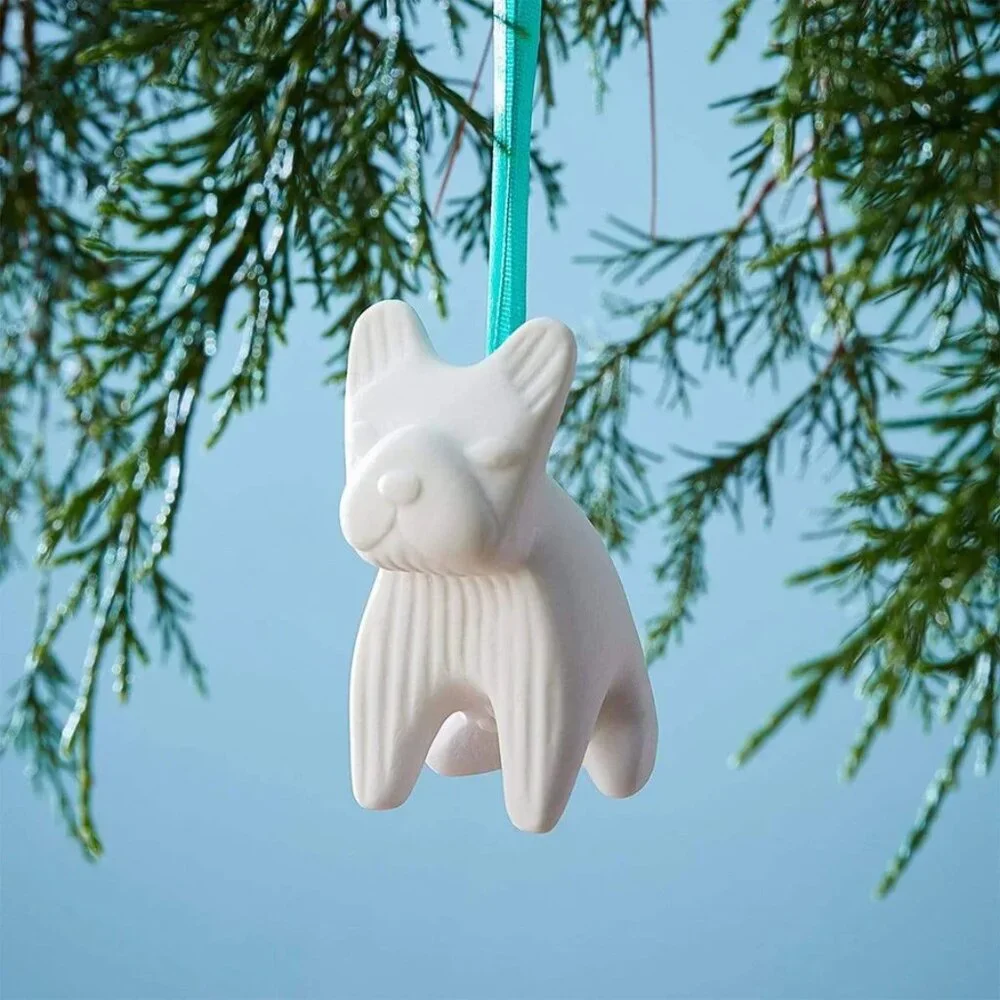 JONATHAN ADLER WHITE PORCELAIN FRENCH BULLDOG ORNAMENT NEW IN BEAUTIFUL BOX